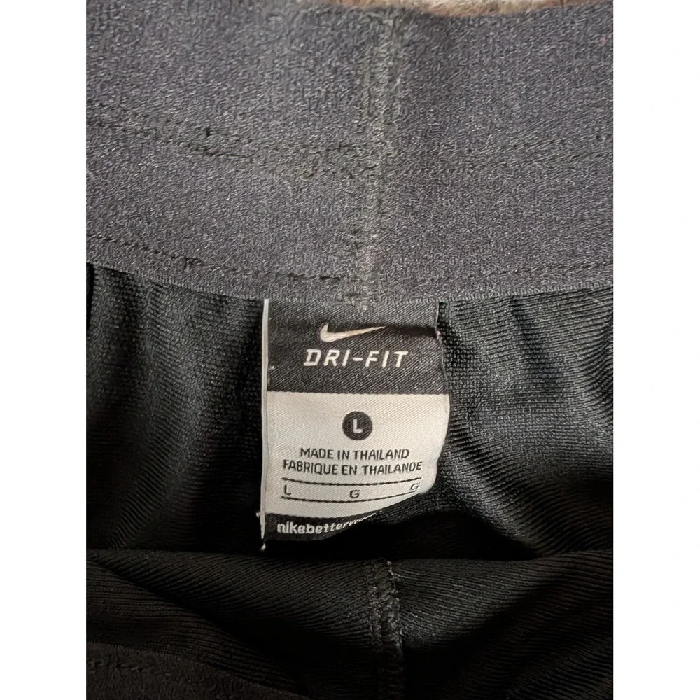 Nike Dri-FIT Womens Black White Athletic Running Shorts L